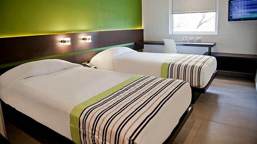 City Express Junior By Marriott كانكون المظهر الخارجي الصورة